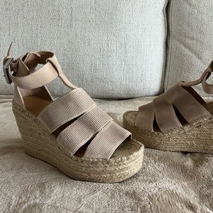 Slightly used LIKE NEW Marc Fisher espadrille wedges. Stylish & comfortable.